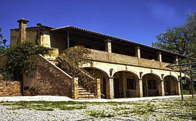 Agriturismo le farnie antico frantoio del castello