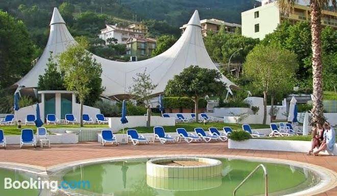 Albergo bed and breakfast terme luigiane