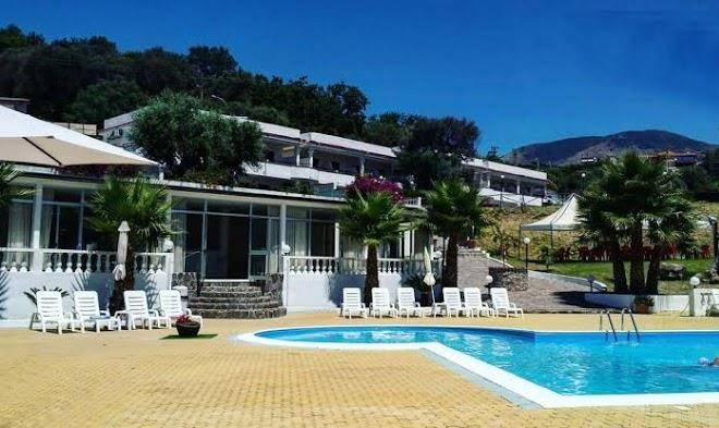 Hotel diamond residence