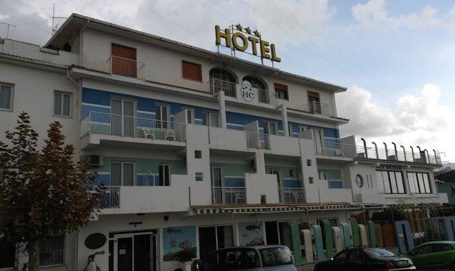 Hotel la carruba