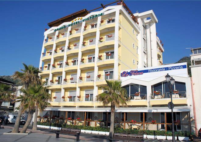 Grand hotel victoria