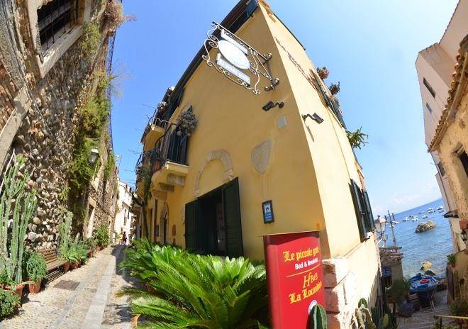 Le Piccole Grotte Image