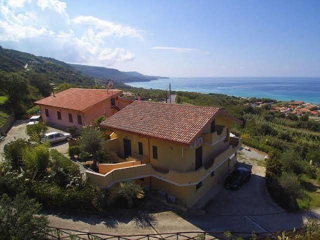 Baciati dal sole