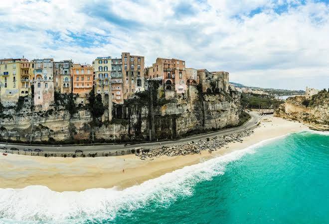 Blu tropea maison