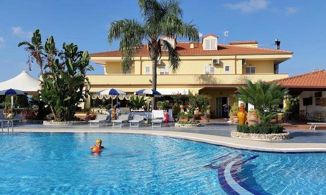 Hotel damanse