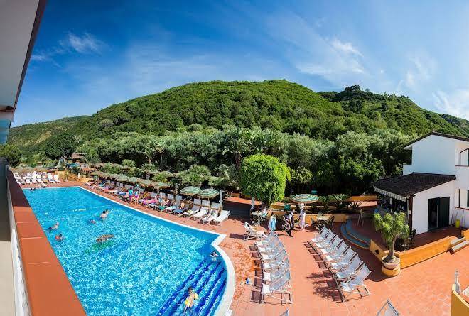 Hotel santa lucia
