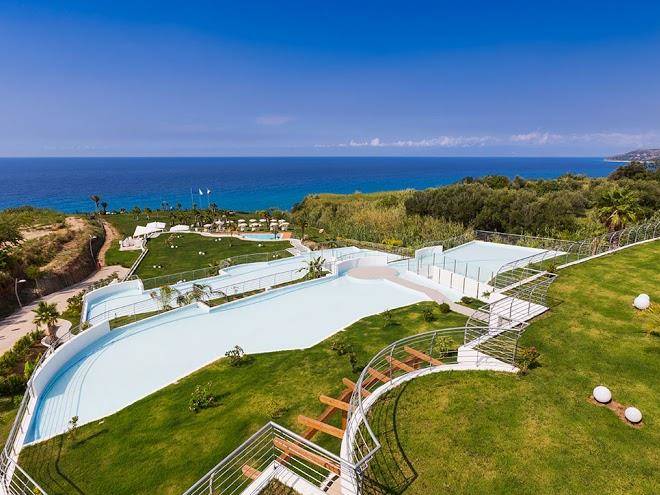 Infinity resort tropea