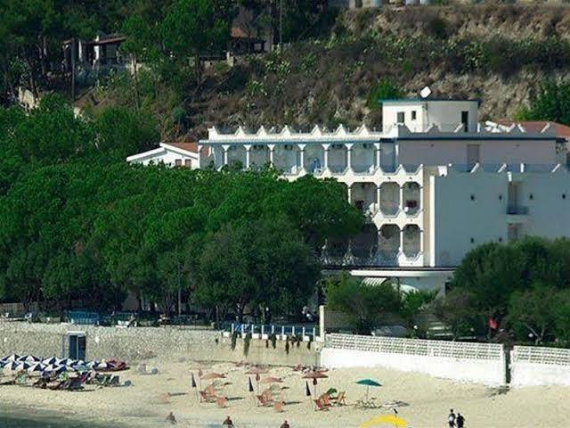 Park hotel capo vaticano hotel residence