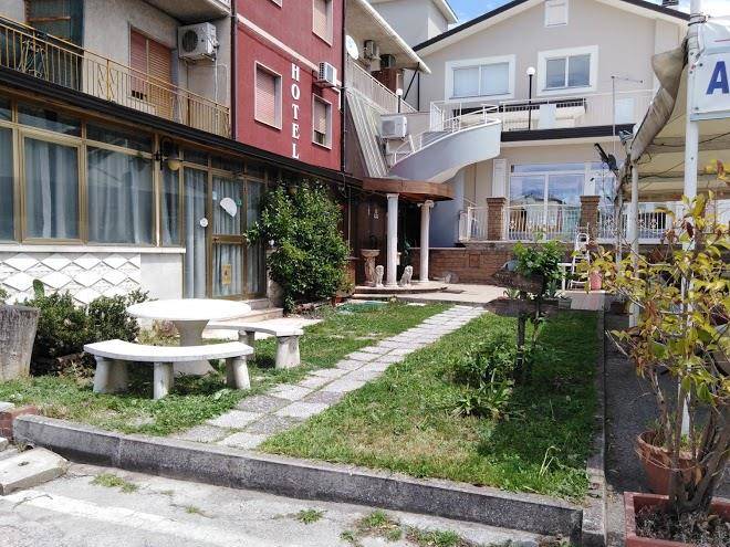 Albergo la carina ristorante e pizzeria