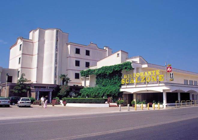 Albergo scalzone