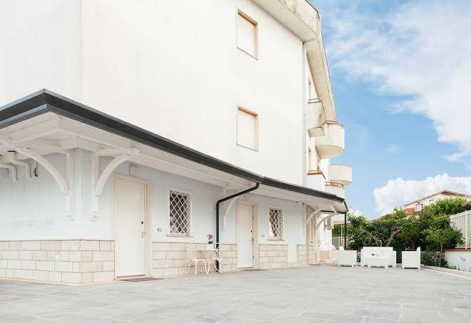 Golden Residence Image