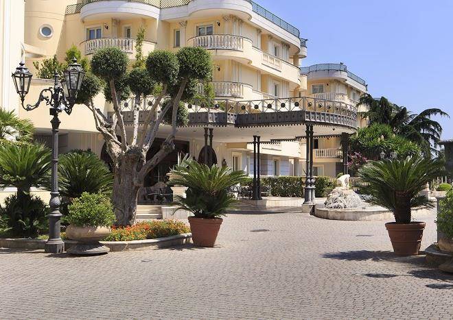 Grand hotel vanvitelli