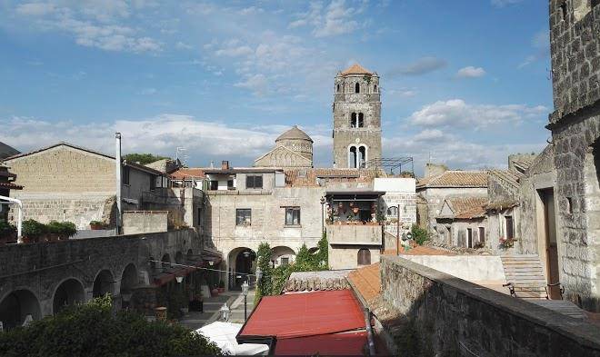 La pietra d'argento