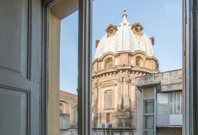 Al Duomo Di Napoli Image