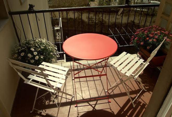 B&b bibliotechina