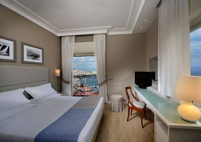 Hotel Paradiso Bw Signature Collection Image