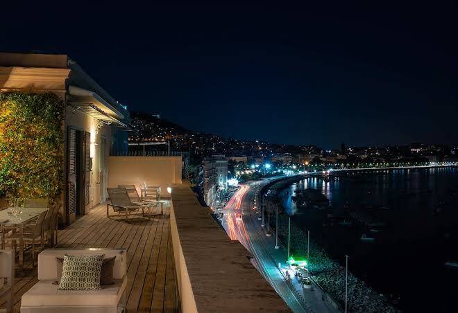 Caracciolo 13 rooftop