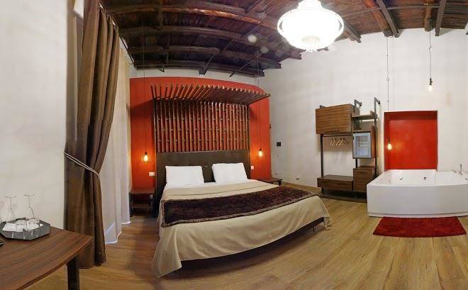 Duomo Luxury Suites Image