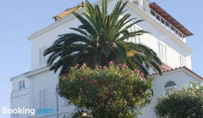 Excelsior mare suites