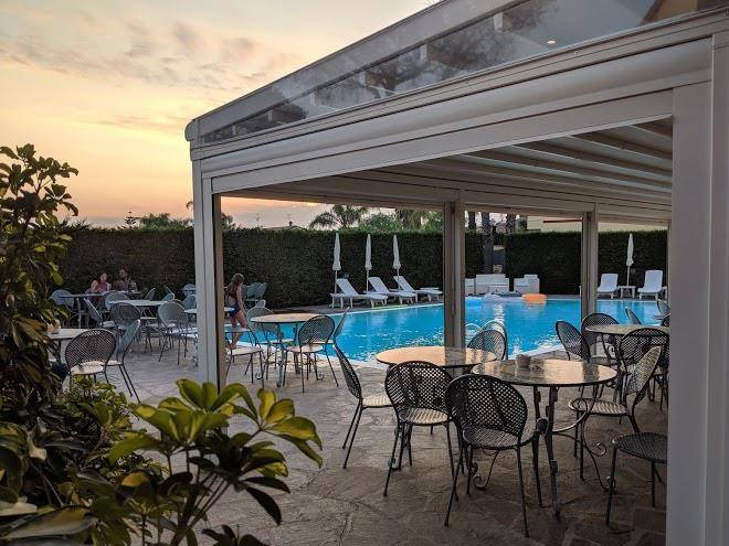 Hotel agora