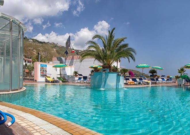 Casthotels hotel castiglione village