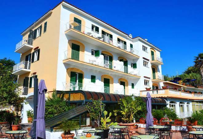 Hotel maremonti