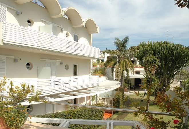 Hotel marina 10
