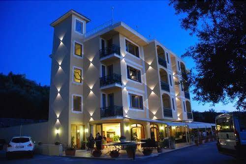 Johanna park hotel