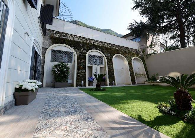 Le fratte luxury home