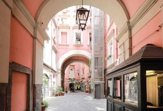 Toledo 16 Luxury Suite Image