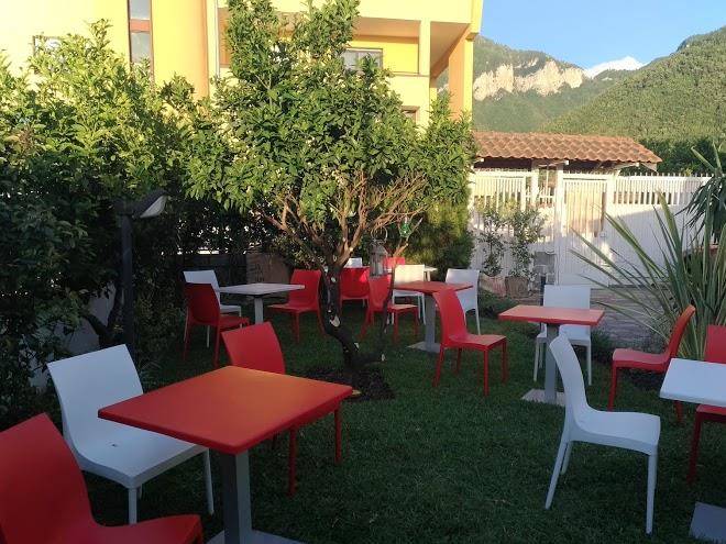 Convivium Radice Diciotto Image