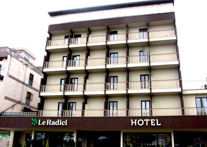 Hotel commercio