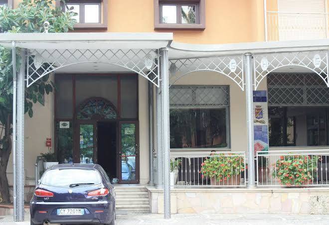Hotel grazia eboli