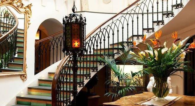 Hotel residence