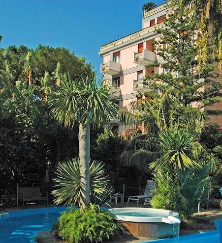 Reginna Palace Hotel Image