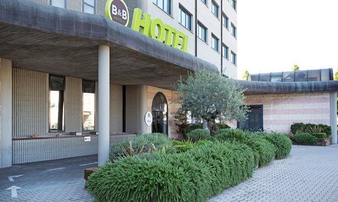 B&b Hotel Bologna Image