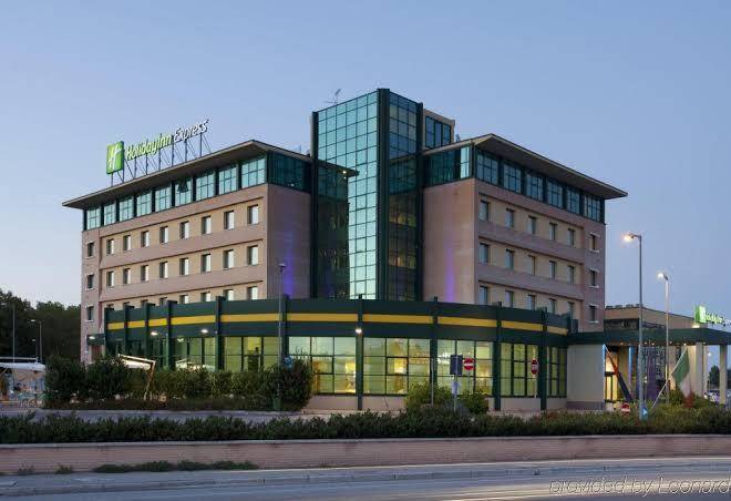 Holiday inn bologna fiera