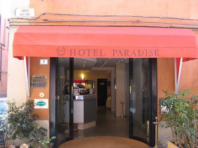 Hotel paradise