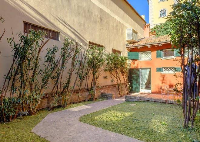 Isaia garden