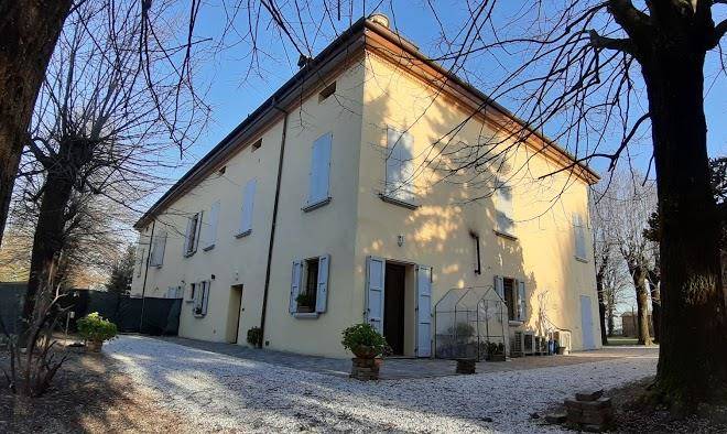 La Torre Di Longara Image