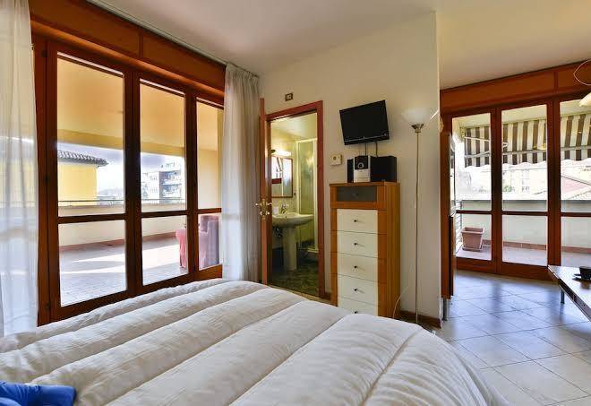 Ur nest emilia levante b