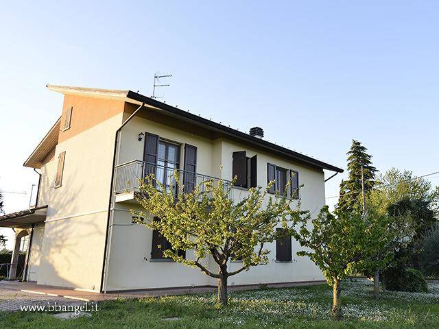B&b angel bed and breakfast a meldola vicino irst