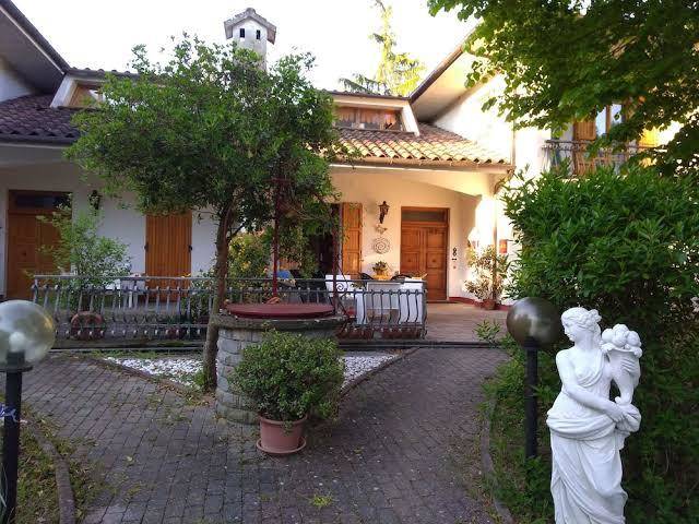 Butterfly b&b