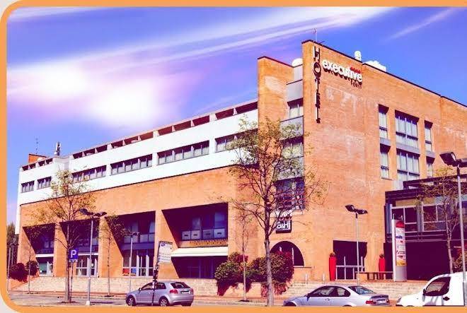 Executive hotel