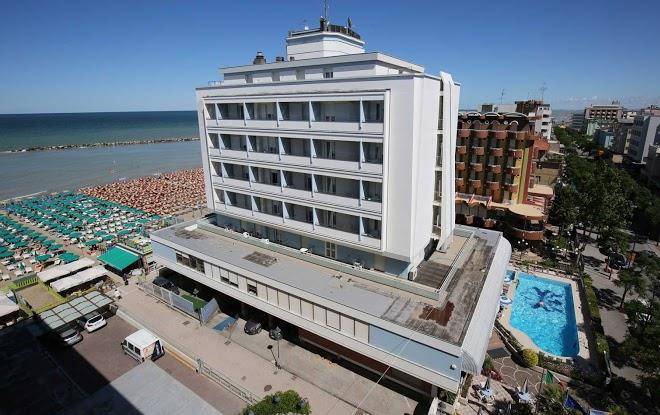 Hotel capitol
