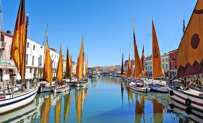 Hotel marina