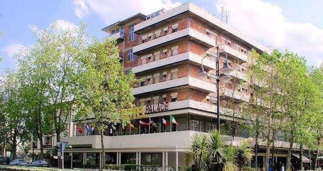Hotel palace