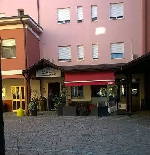 Albergo zoello je suis snc