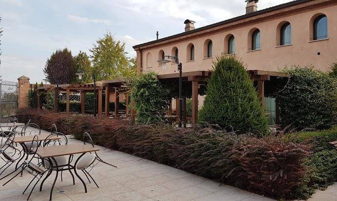 Hotel La Cantina Image