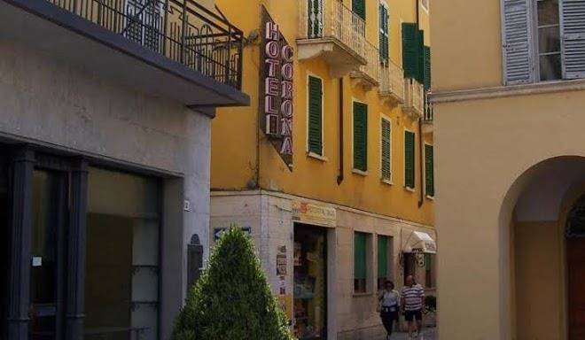 Hotel corona
